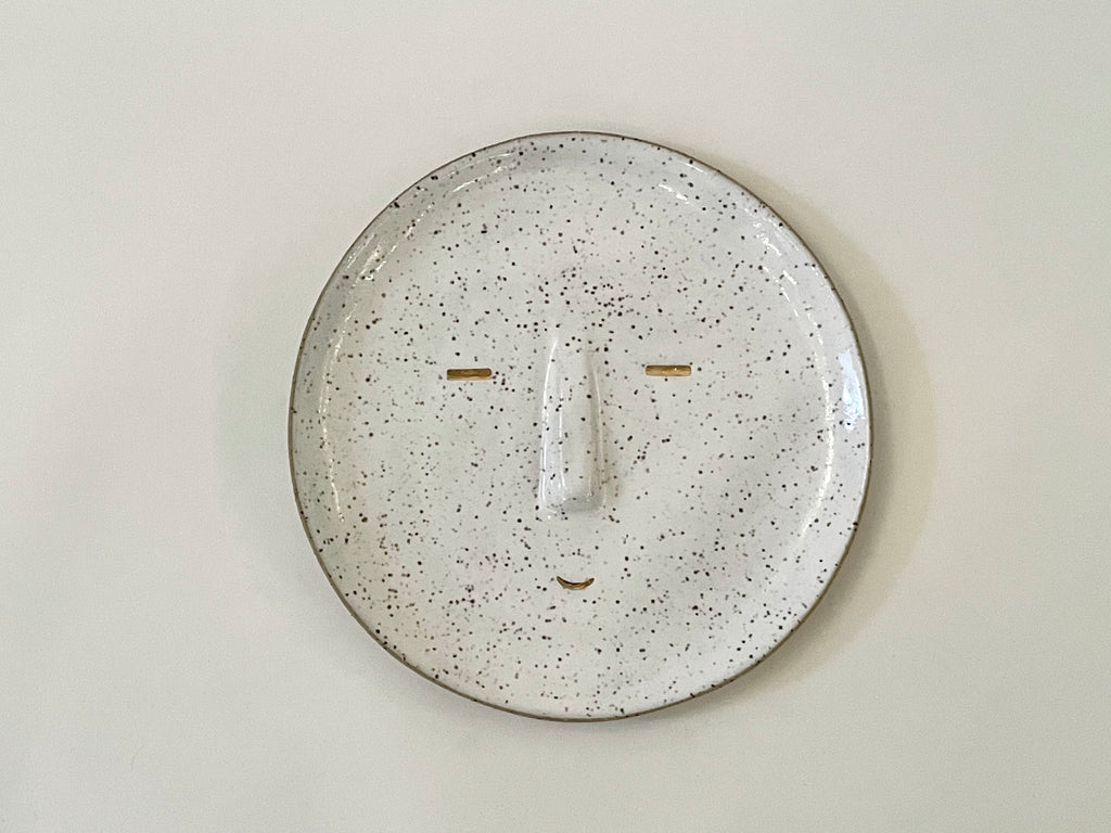 happy face plate