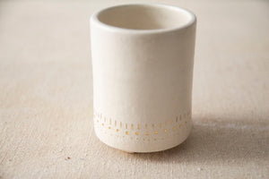 golden footed pot